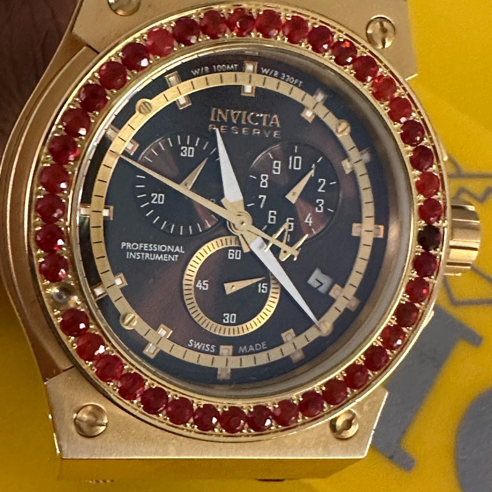 Rare used Invicta Akula. Superbly accurate quartz. 48-50mm.